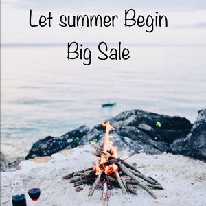 Who’s ready for summer night 🙋🏼‍♀️